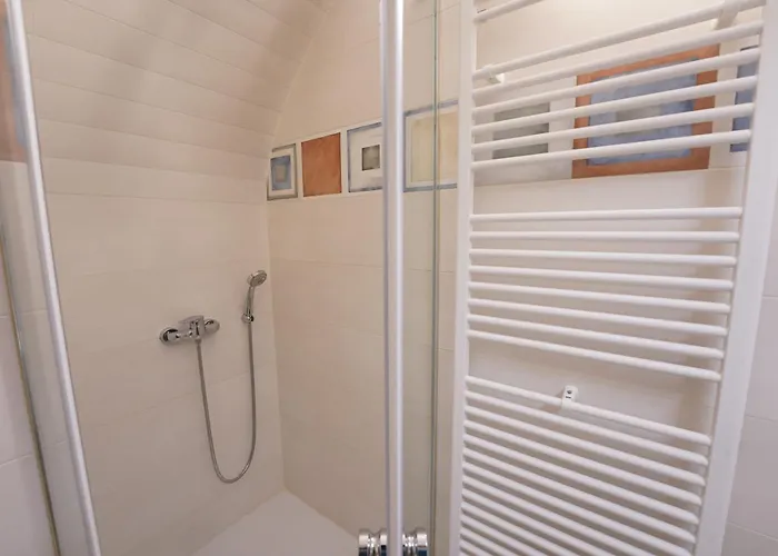 Metro 7 * לובליאנה