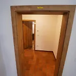 Metro 7 Апартаменты *