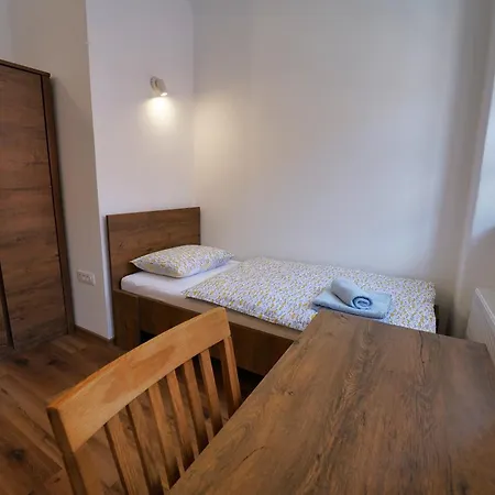 Metro 7 * Λιουμπλιάνα