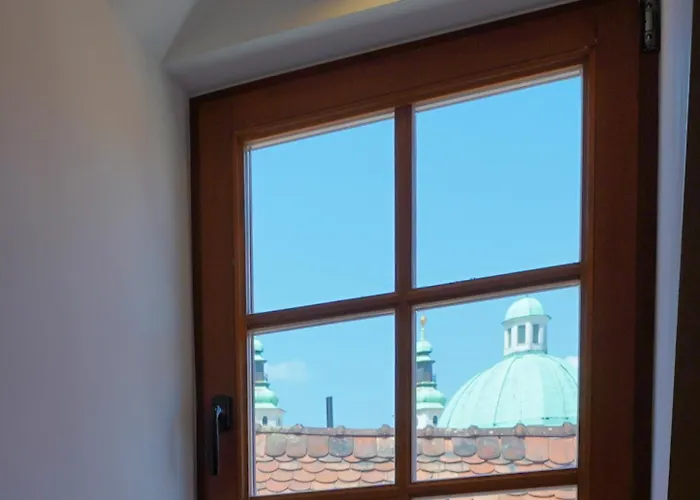 Metro 7 アパート